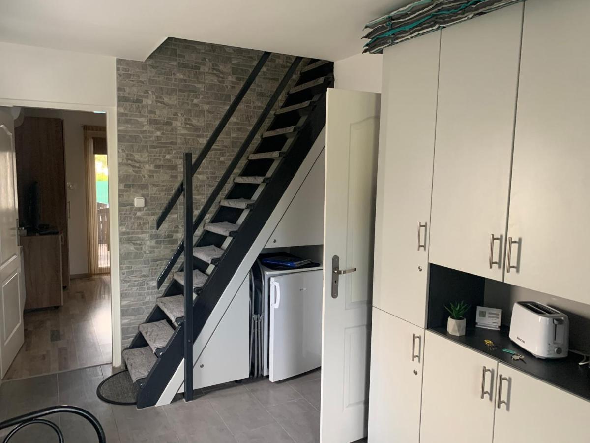 Komo Apartment Bük Buitenkant foto