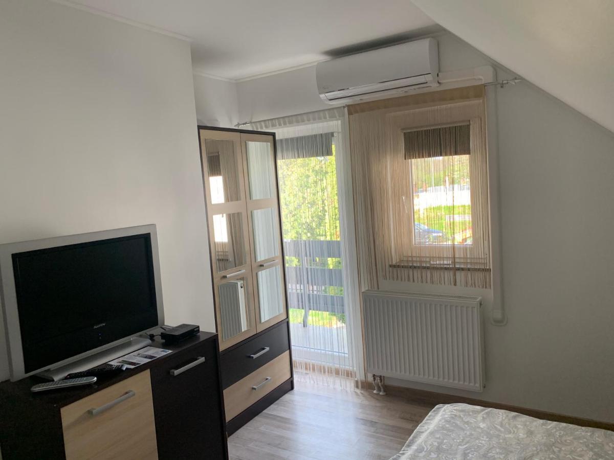 Komo Apartment Bük Buitenkant foto